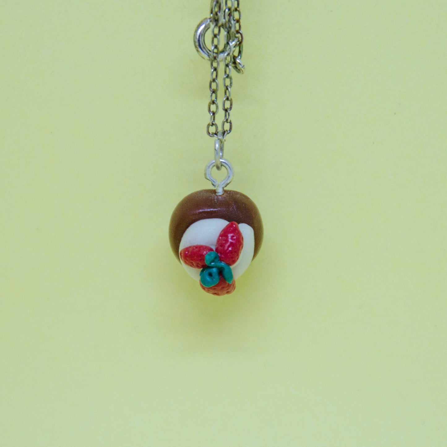Halsband bakelse