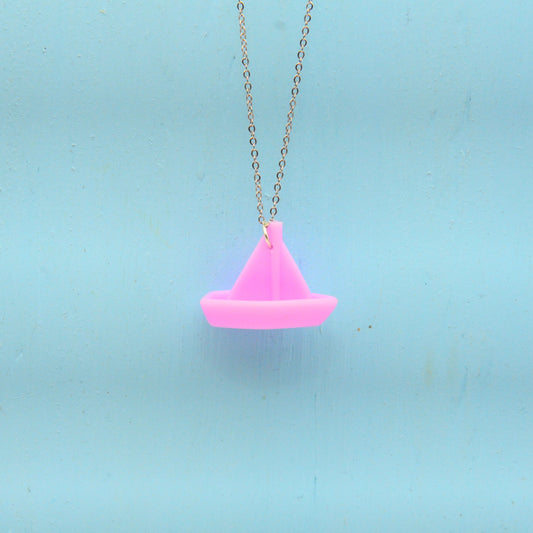 Halsband rosa båt